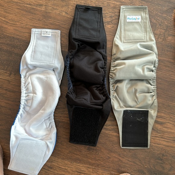 5 Dog Wraps; Assorted brands. 
 Small (11-14”) - Picture 3 of 4